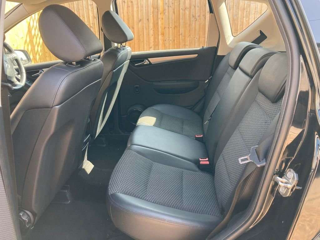 2012 MERCEDES A-CLASS 2012 MERCEDES A-CLASS