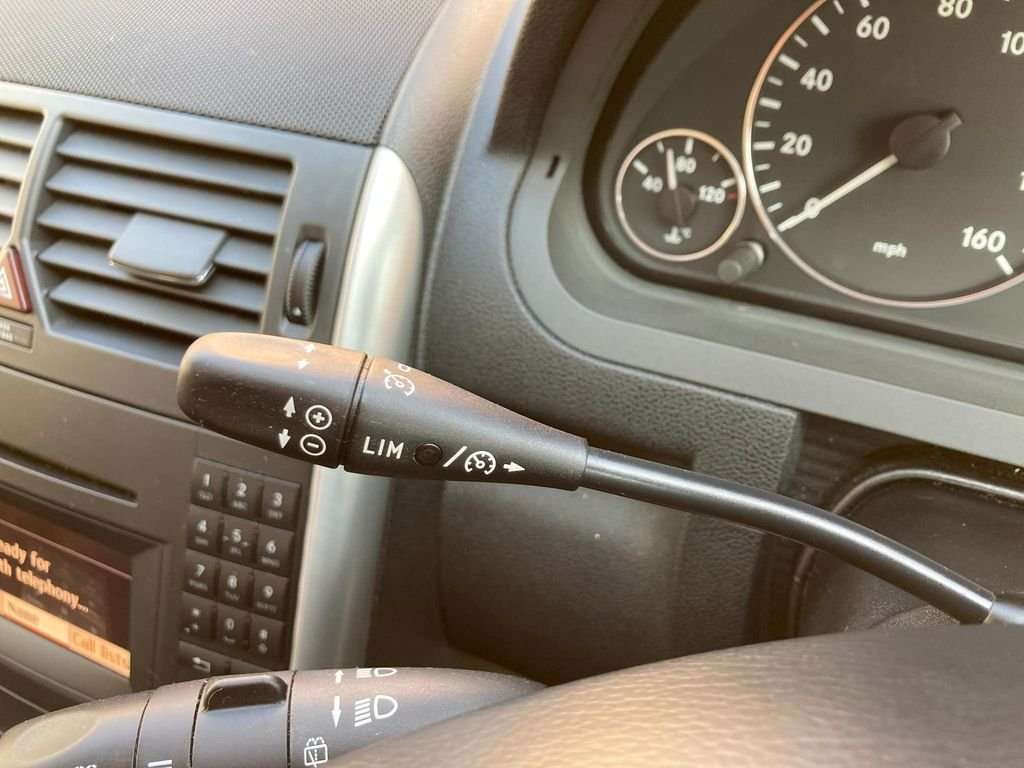 2012 MERCEDES A-CLASS 2012 MERCEDES A-CLASS