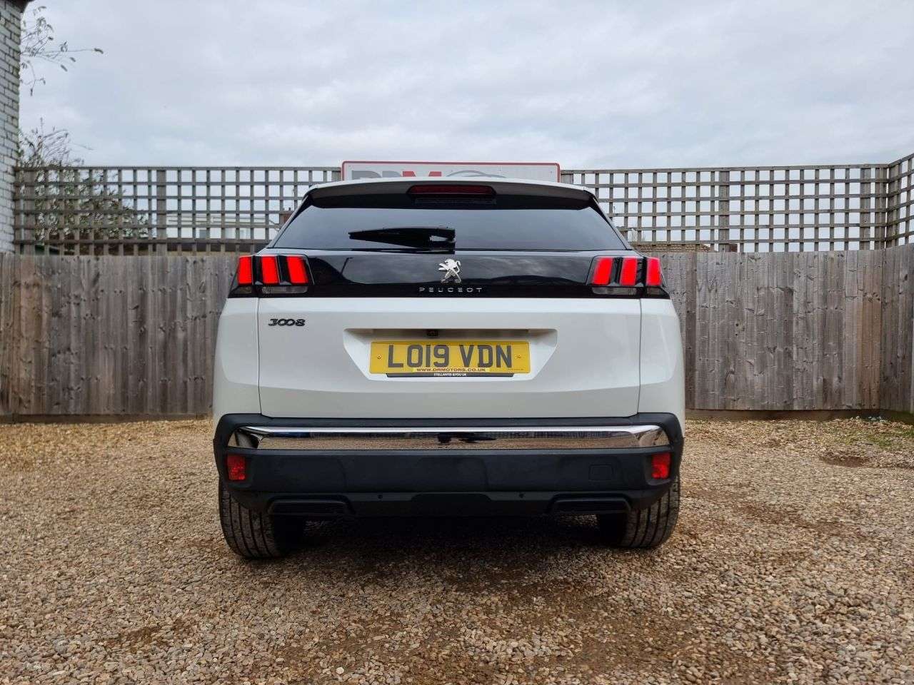 2019 PEUGEOT 3008 2019 PEUGEOT 3008