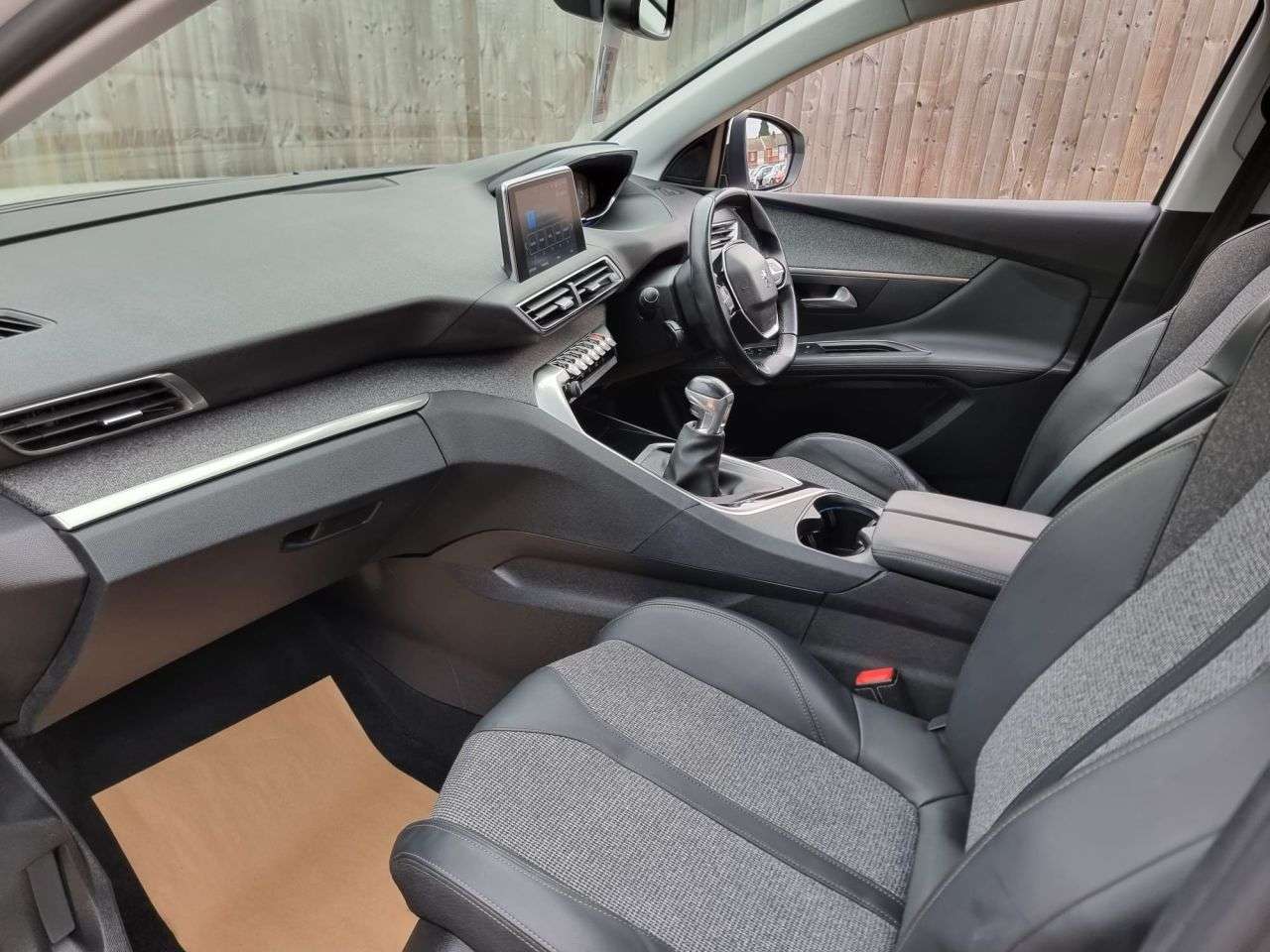 A 2019 PEUGEOT 3008 1.5 BlueHDi Allure SUV 5dr Diesel Manual Euro 6 (s/s) (130 ps) + SAT NAV + A 2019 PEUGEOT 3008 1.5 BlueHDi Allure SUV 5dr Diesel Manual Euro 6 (s/s) (130 ps) + SAT NAV +