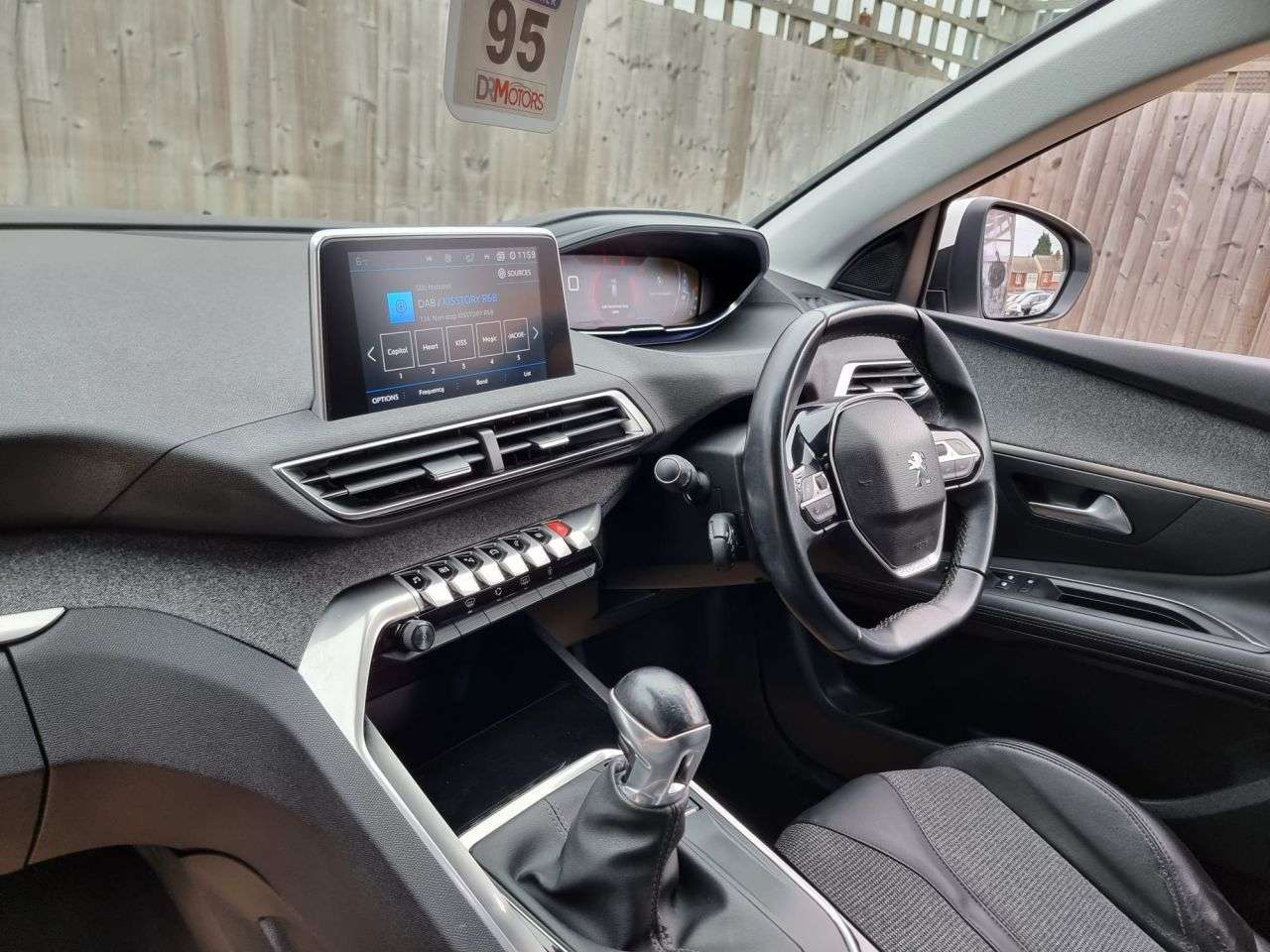 2019 PEUGEOT 3008 2019 PEUGEOT 3008