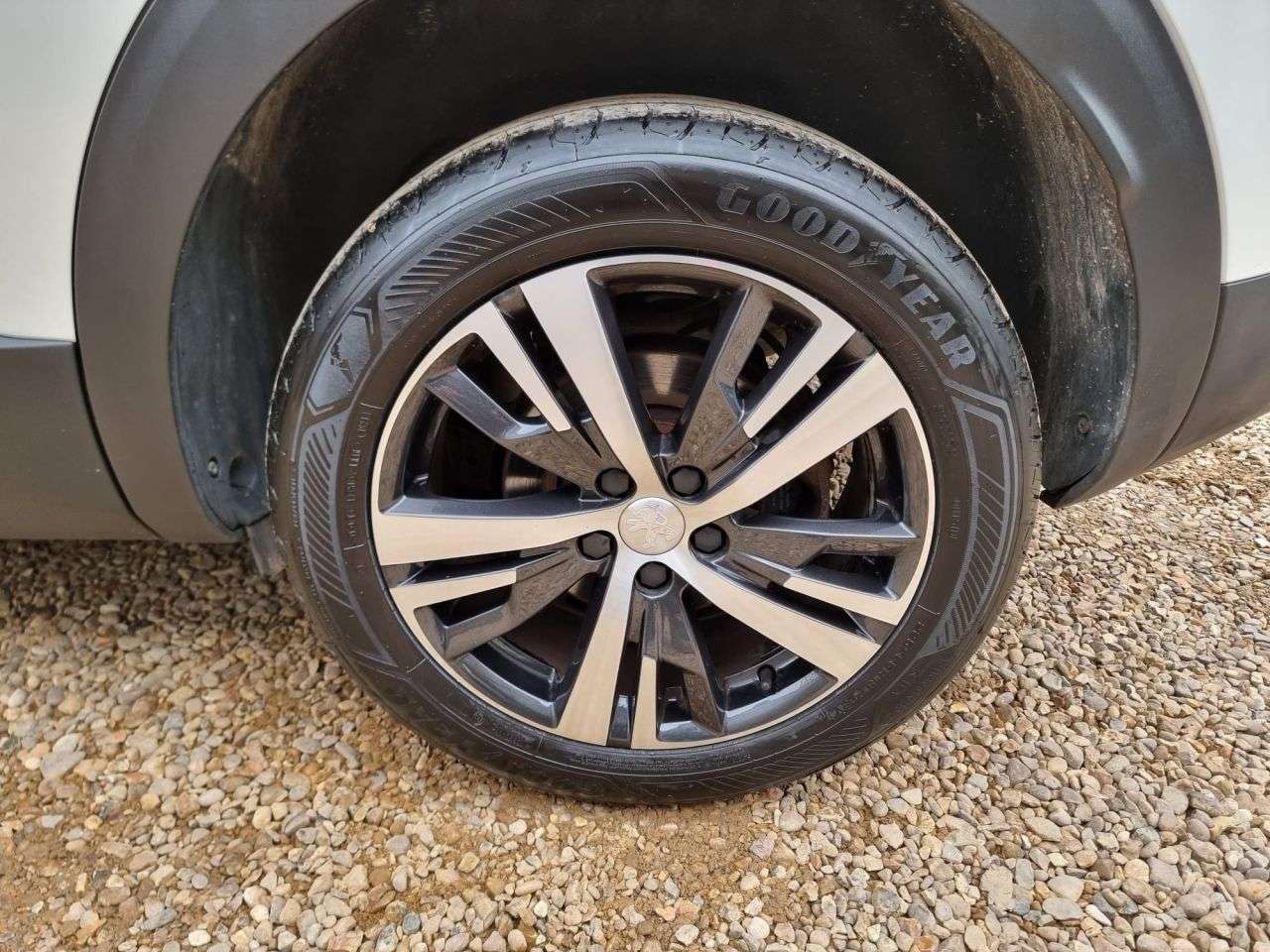 2019 PEUGEOT 3008 2019 PEUGEOT 3008