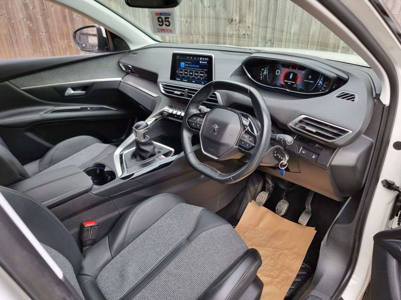 2019 PEUGEOT 3008 2019 PEUGEOT 3008