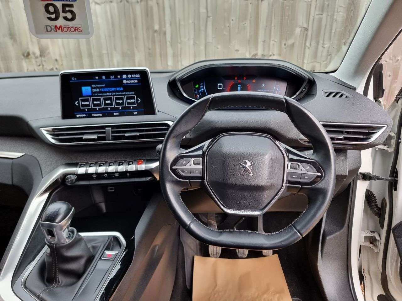 2019 PEUGEOT 3008 2019 PEUGEOT 3008
