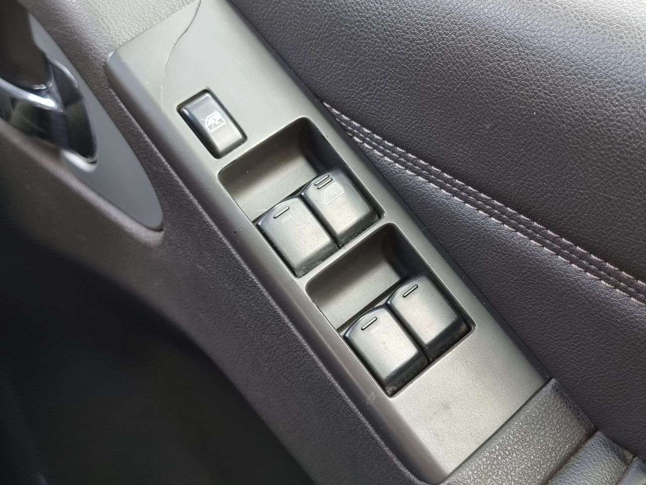 0 NISSAN NAVARA 0 NISSAN NAVARA