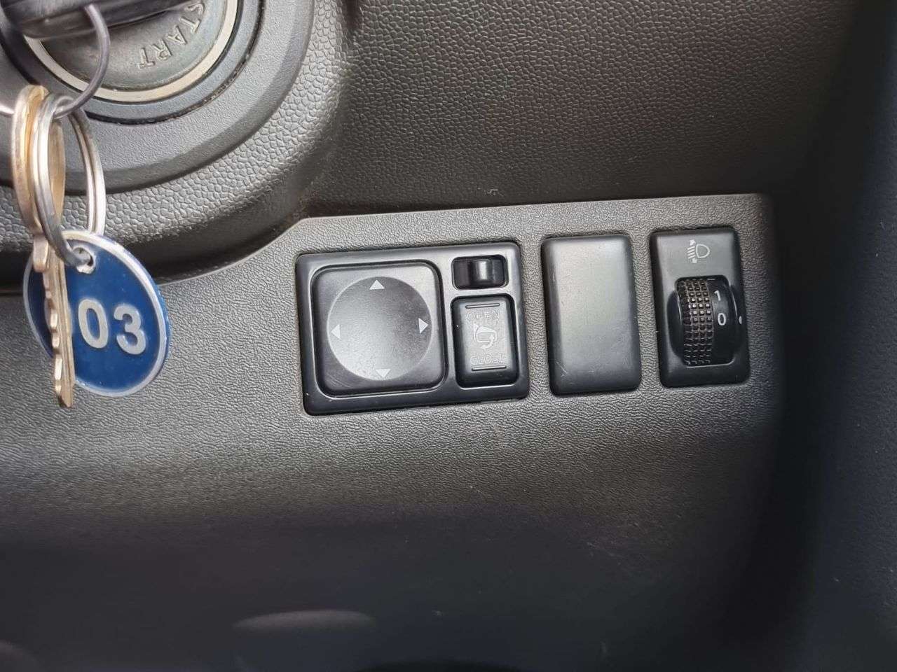 0 NISSAN NAVARA 0 NISSAN NAVARA