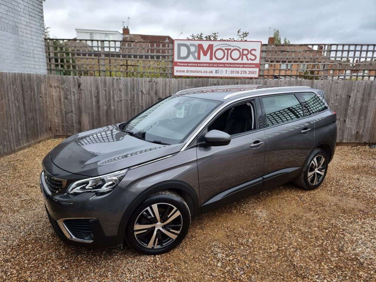 2019 PEUGEOT 5008 2019 PEUGEOT 5008