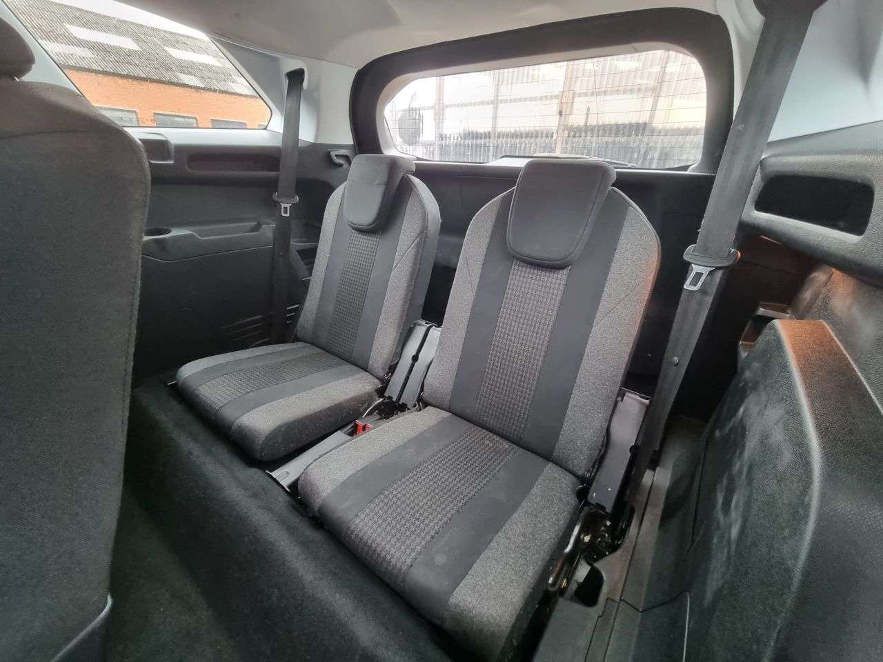 2019 PEUGEOT 5008 2019 PEUGEOT 5008