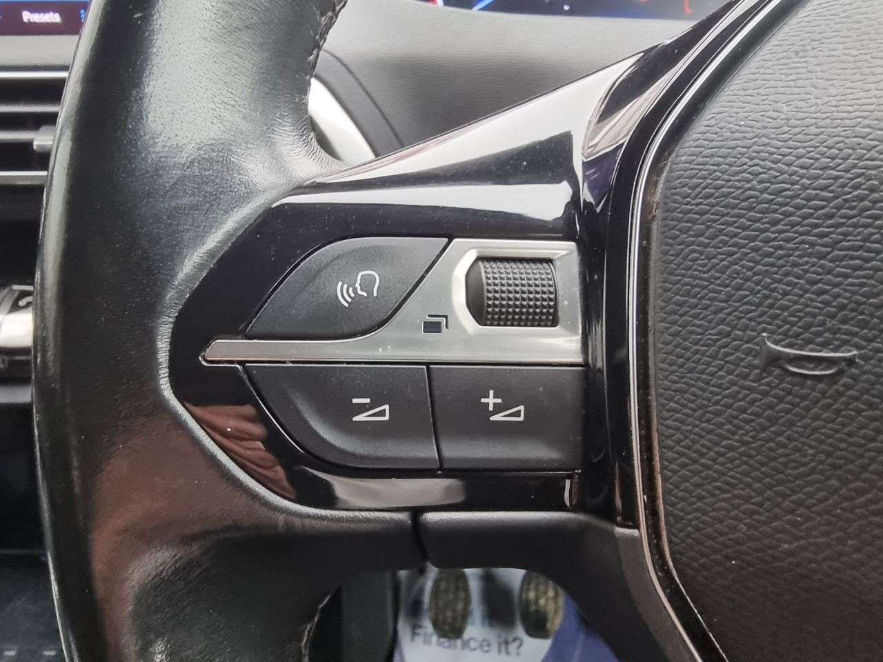 2019 PEUGEOT 5008 2019 PEUGEOT 5008