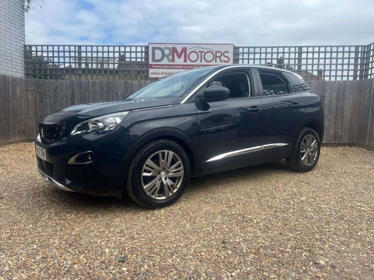 A 2017 PEUGEOT 3008 1.2 PureTech Allure SUV 5dr Petrol EAT Euro 6 (s/s) (130 ps) SAT NAV + R/CA A 2017 PEUGEOT 3008 1.2 PureTech Allure SUV 5dr Petrol EAT Euro 6 (s/s) (130 ps) SAT NAV + R/CA
