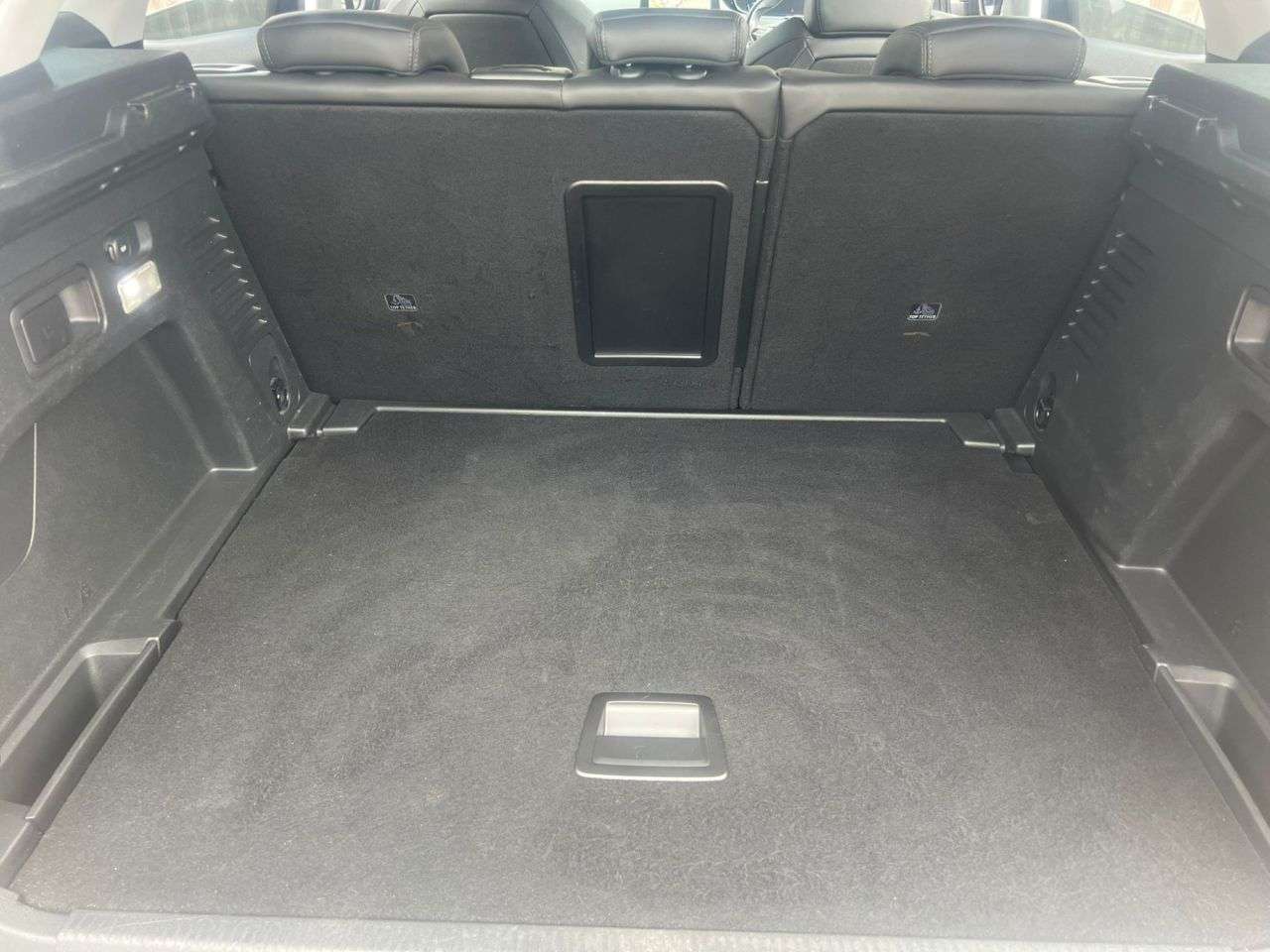 2017 PEUGEOT 3008 2017 PEUGEOT 3008