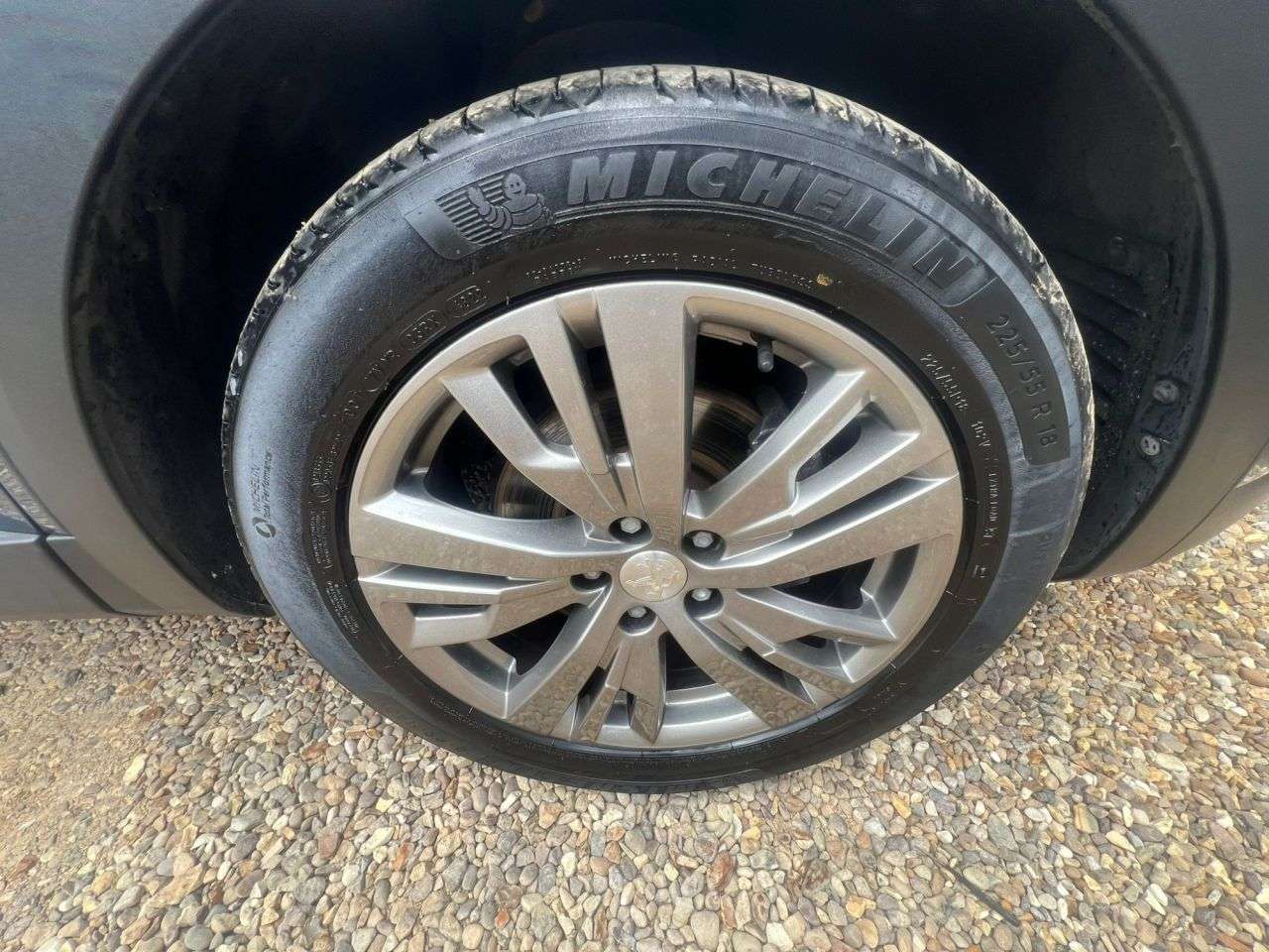 2017 PEUGEOT 3008 2017 PEUGEOT 3008