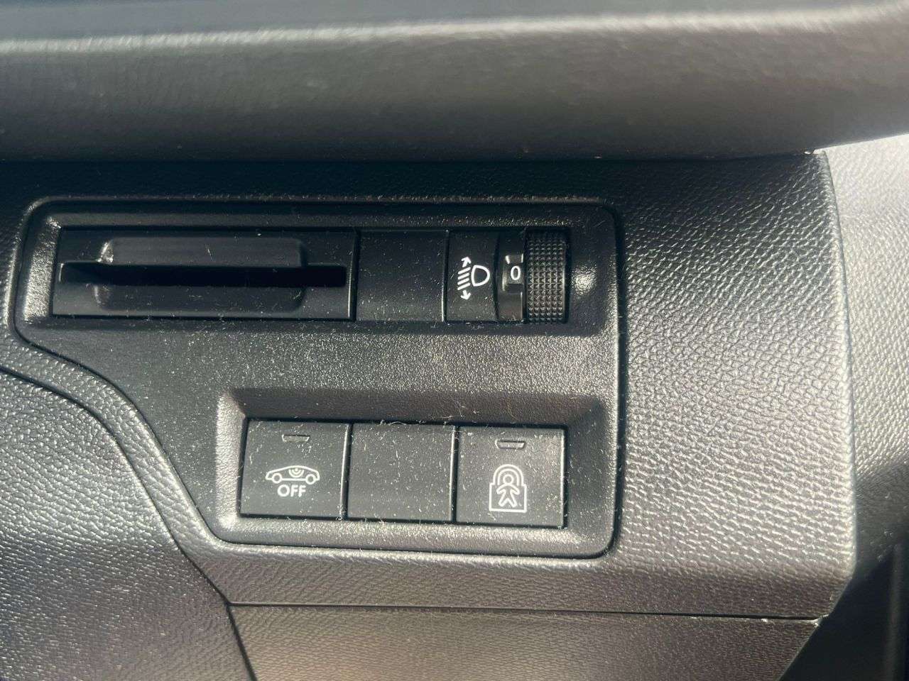 2017 PEUGEOT 3008 2017 PEUGEOT 3008