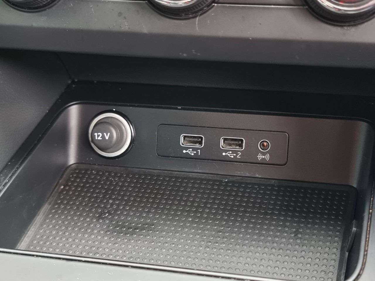 2017 SEAT ATECA 2017 SEAT ATECA