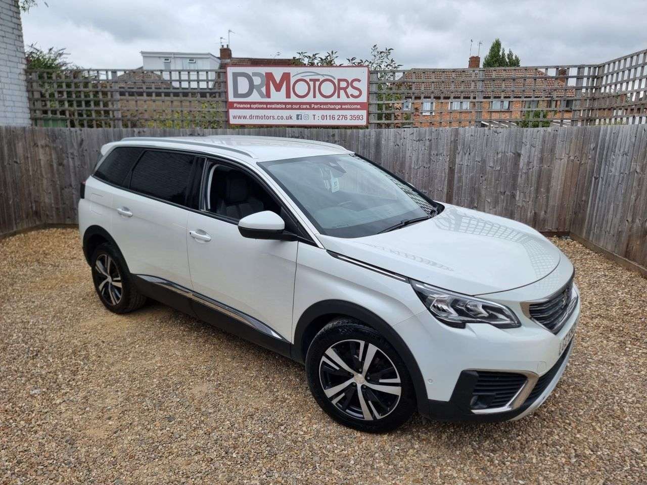 2018 PEUGEOT 5008 2018 PEUGEOT 5008