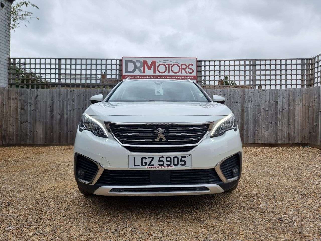 2018 PEUGEOT 5008 2018 PEUGEOT 5008