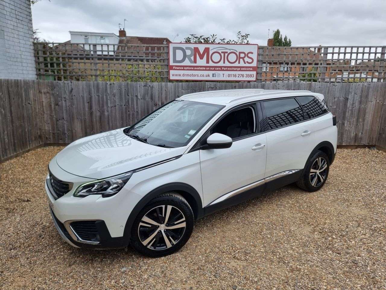 2018 PEUGEOT 5008 2018 PEUGEOT 5008