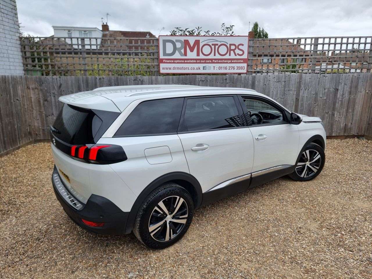 2018 PEUGEOT 5008 2018 PEUGEOT 5008