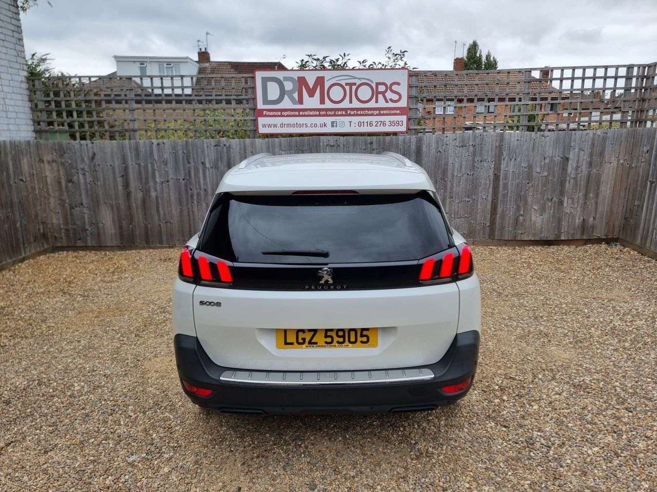 2018 PEUGEOT 5008 2018 PEUGEOT 5008