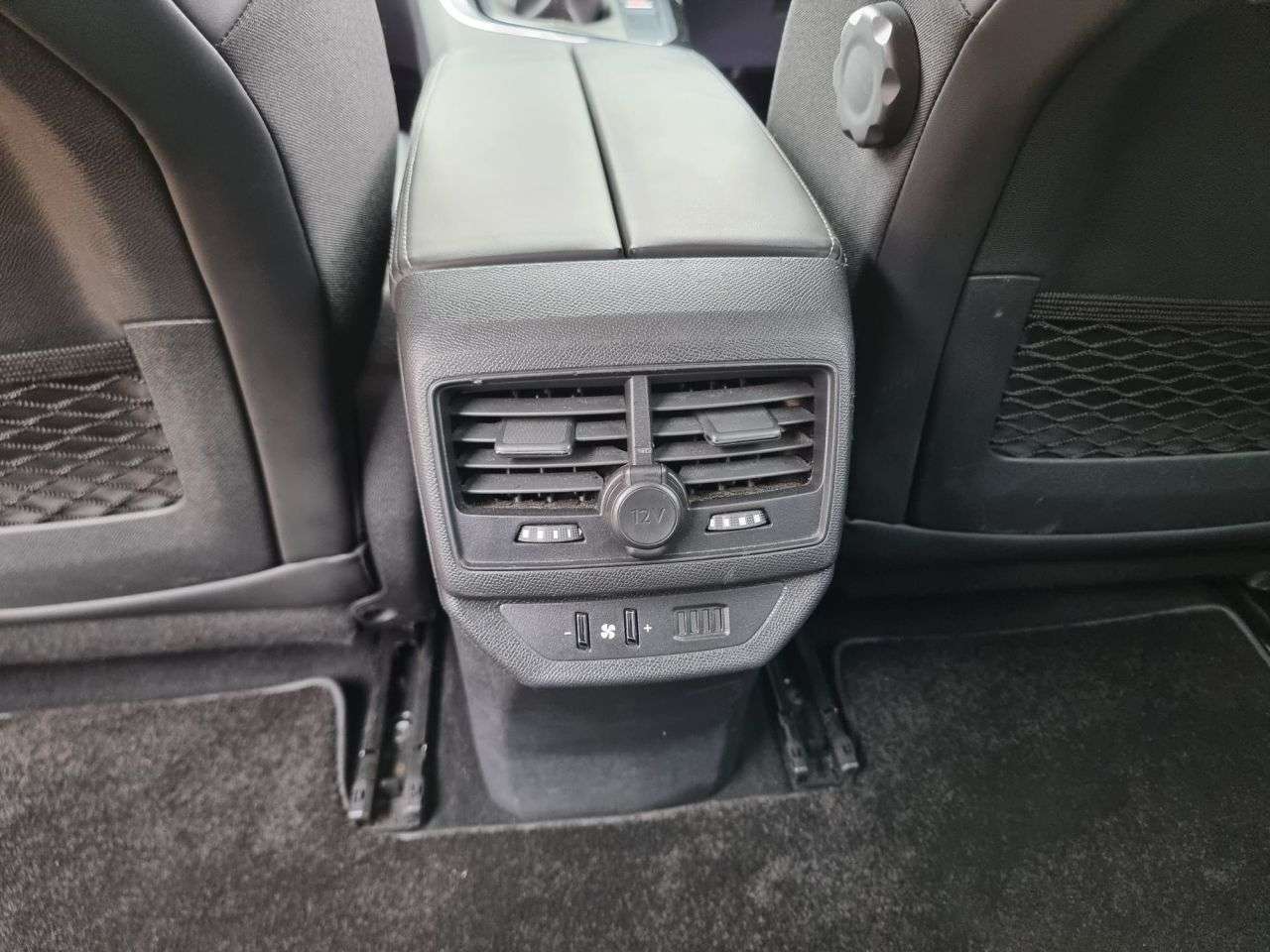 2018 PEUGEOT 5008 2018 PEUGEOT 5008