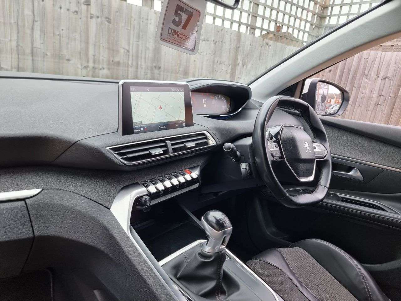 2018 PEUGEOT 5008 2018 PEUGEOT 5008