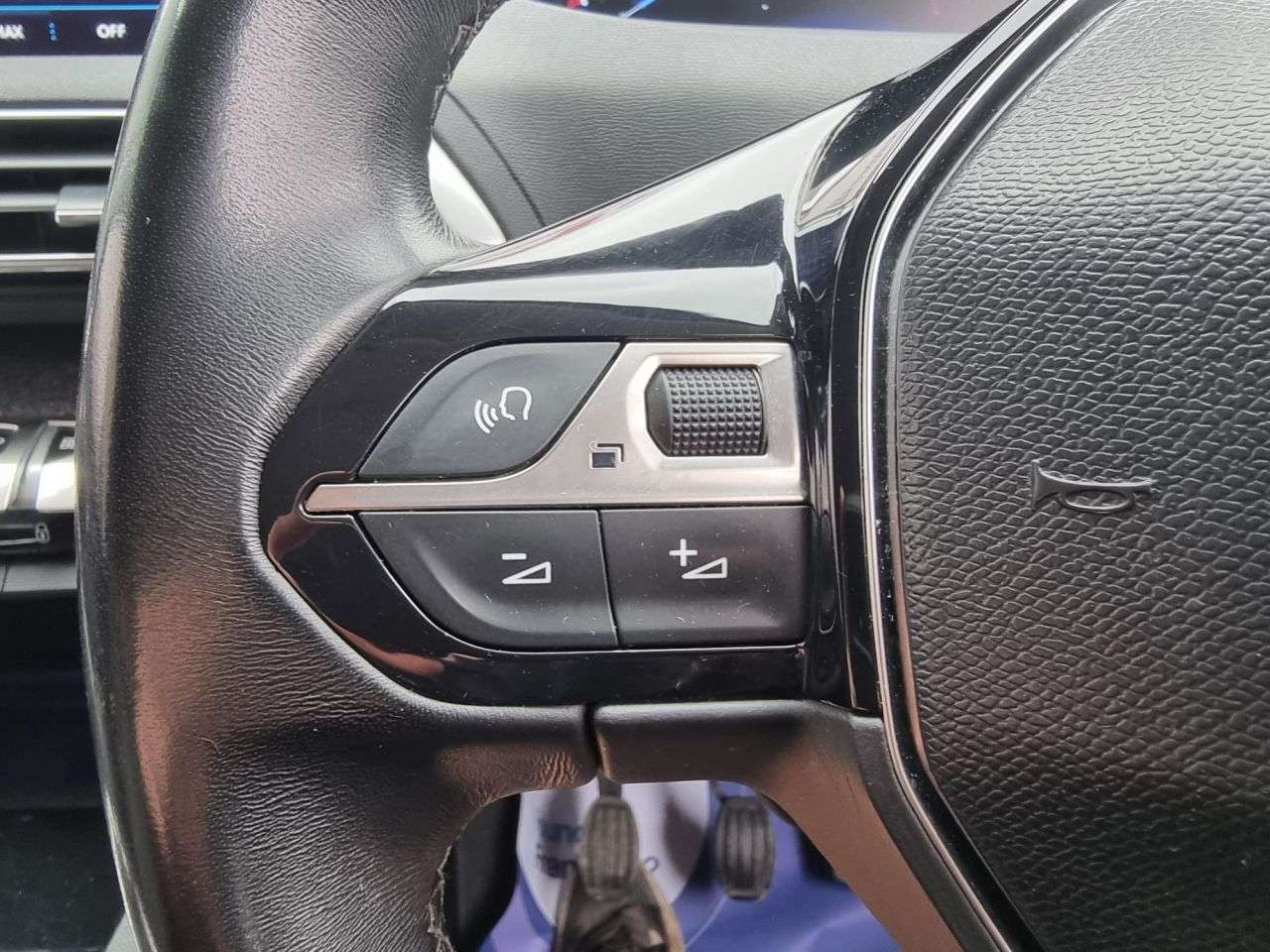 2018 PEUGEOT 5008 2018 PEUGEOT 5008