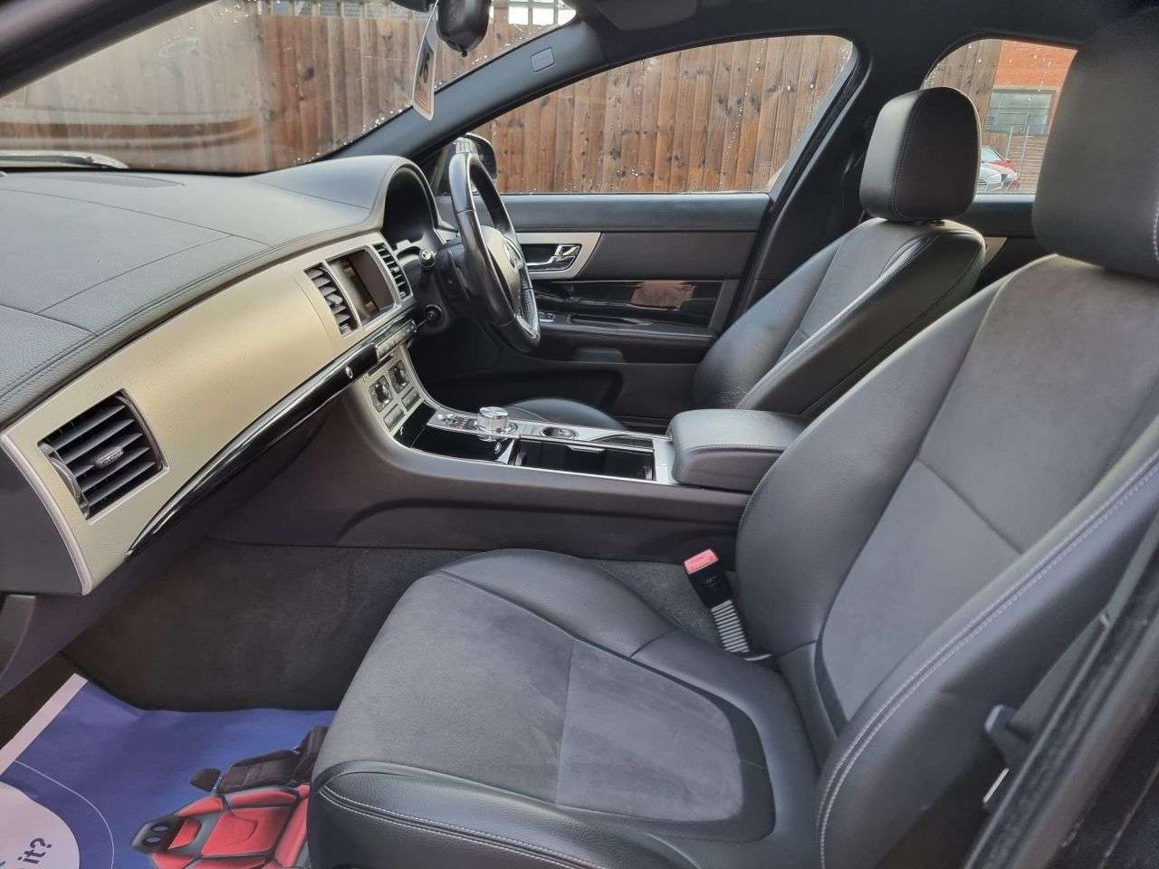 2014 JAGUAR XF 2014 JAGUAR XF