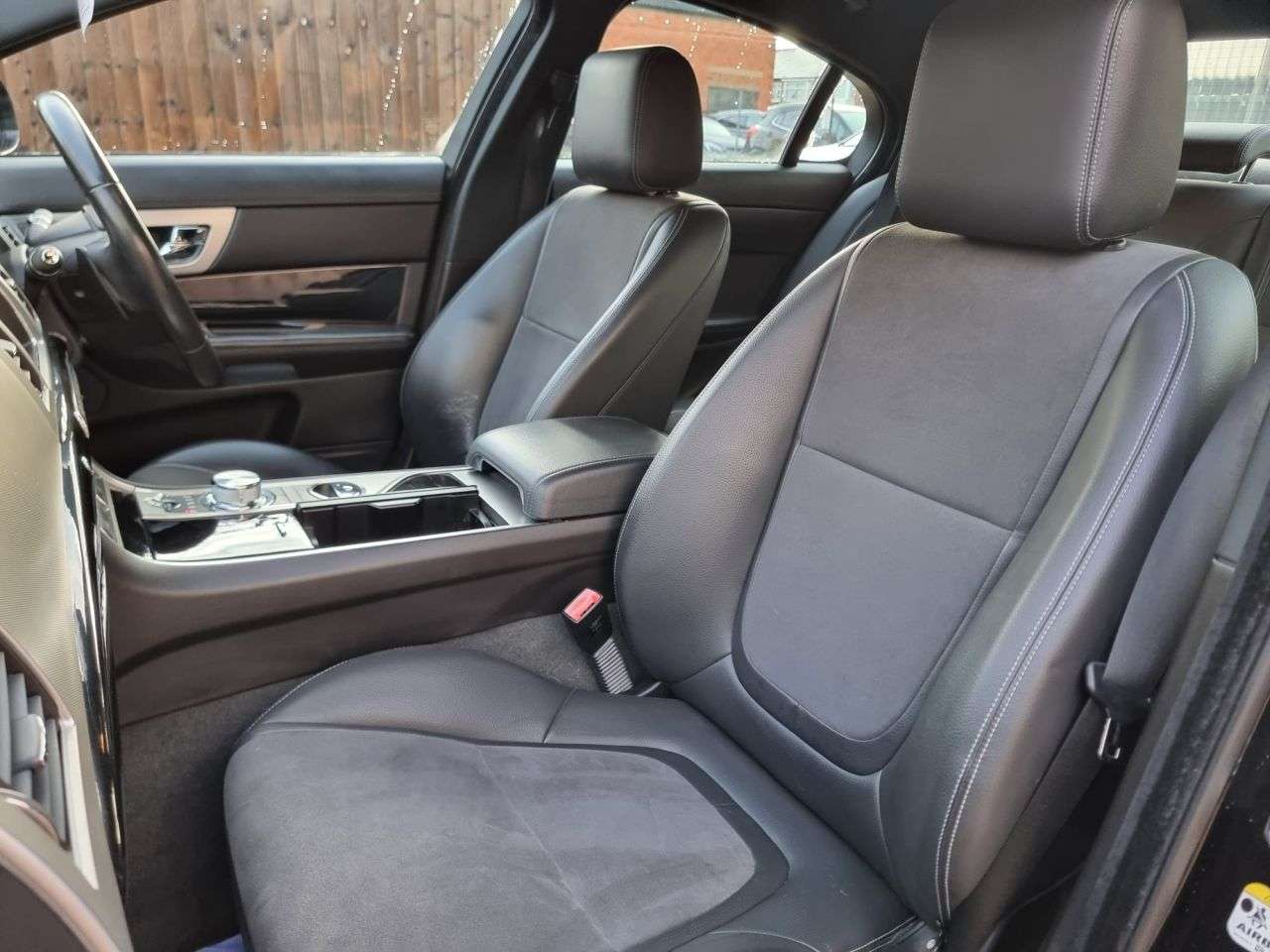 2014 JAGUAR XF 2014 JAGUAR XF