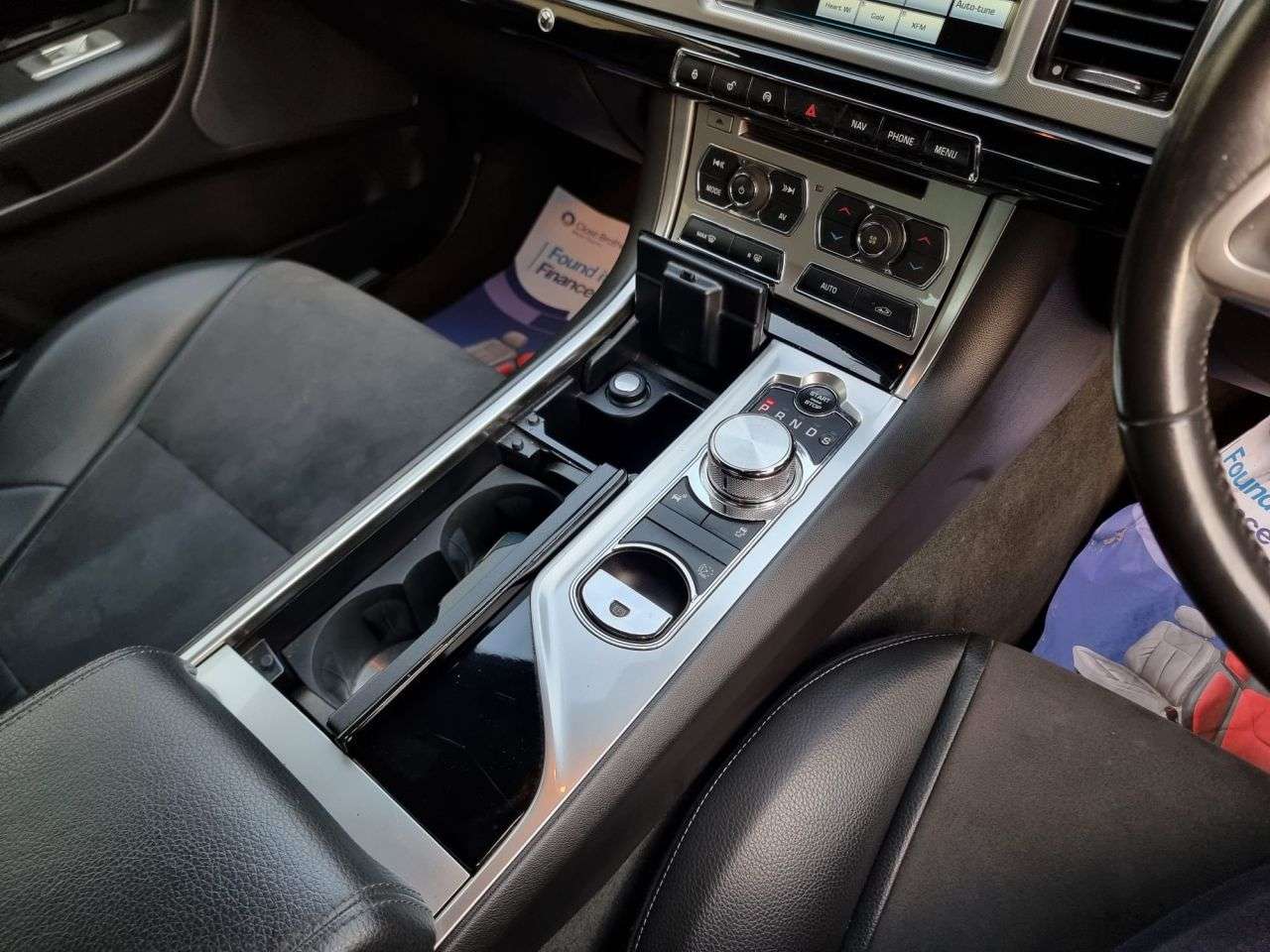 2014 JAGUAR XF 2014 JAGUAR XF