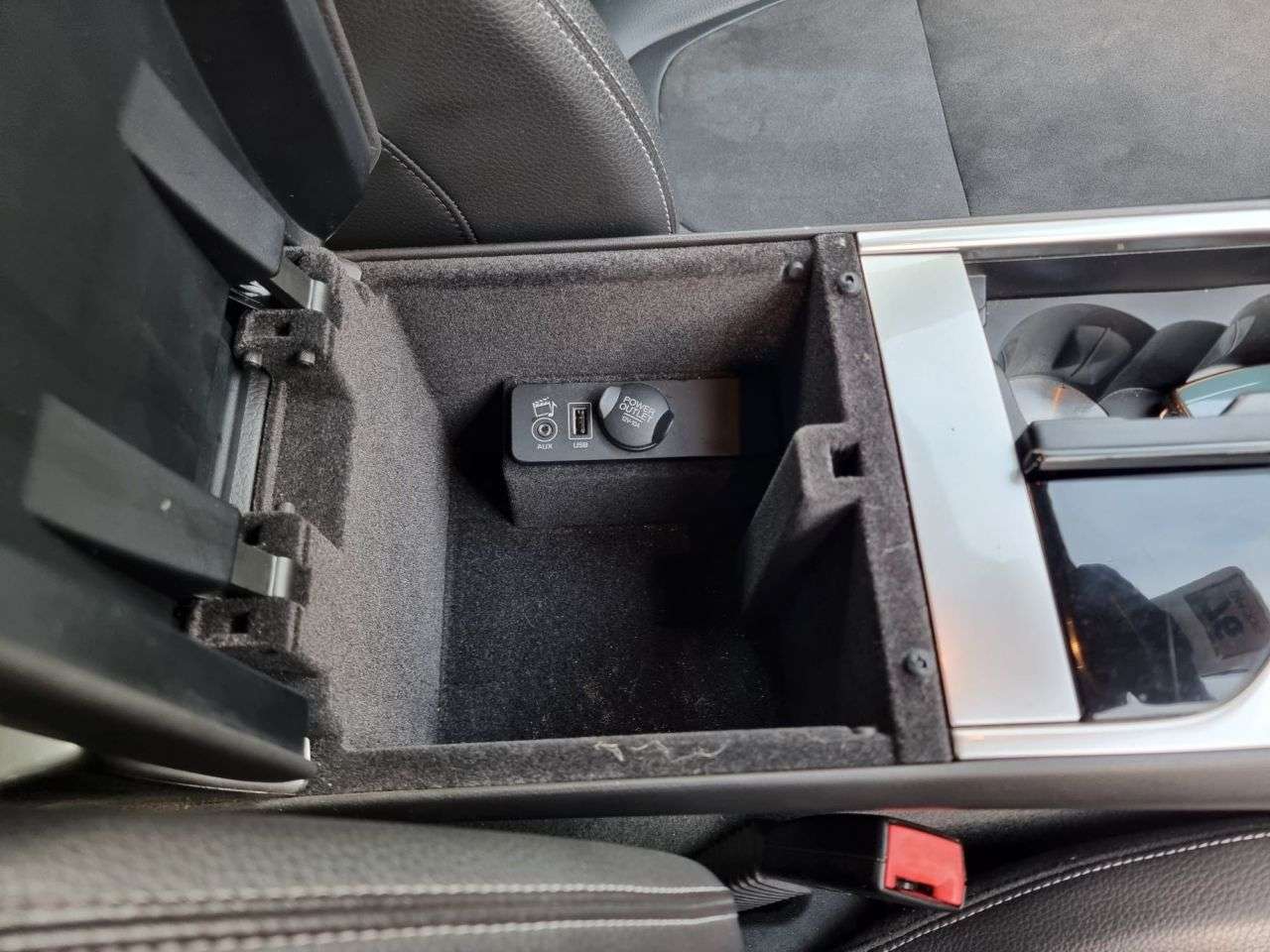 2014 JAGUAR XF 2014 JAGUAR XF