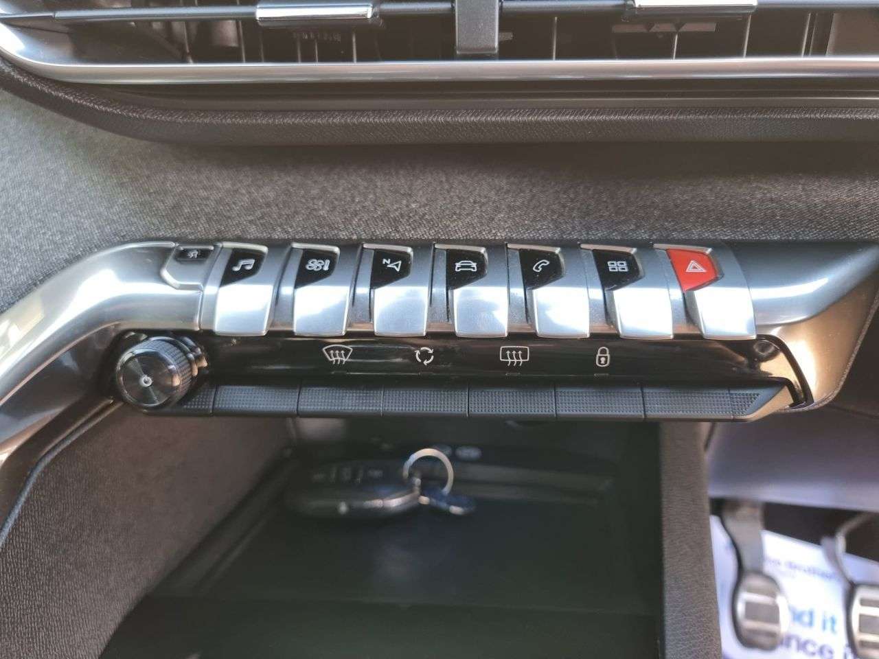 2018 PEUGEOT 3008 2018 PEUGEOT 3008