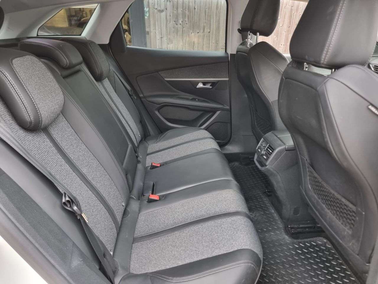 2018 PEUGEOT 3008 2018 PEUGEOT 3008