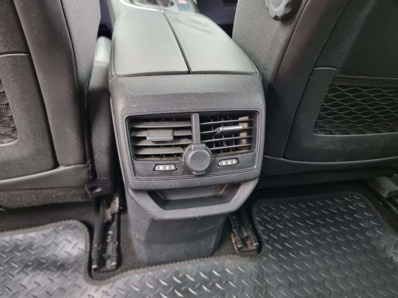 2018 PEUGEOT 3008 2018 PEUGEOT 3008