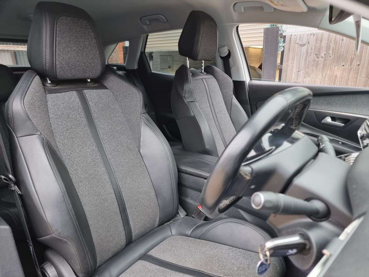 2018 PEUGEOT 3008 2018 PEUGEOT 3008