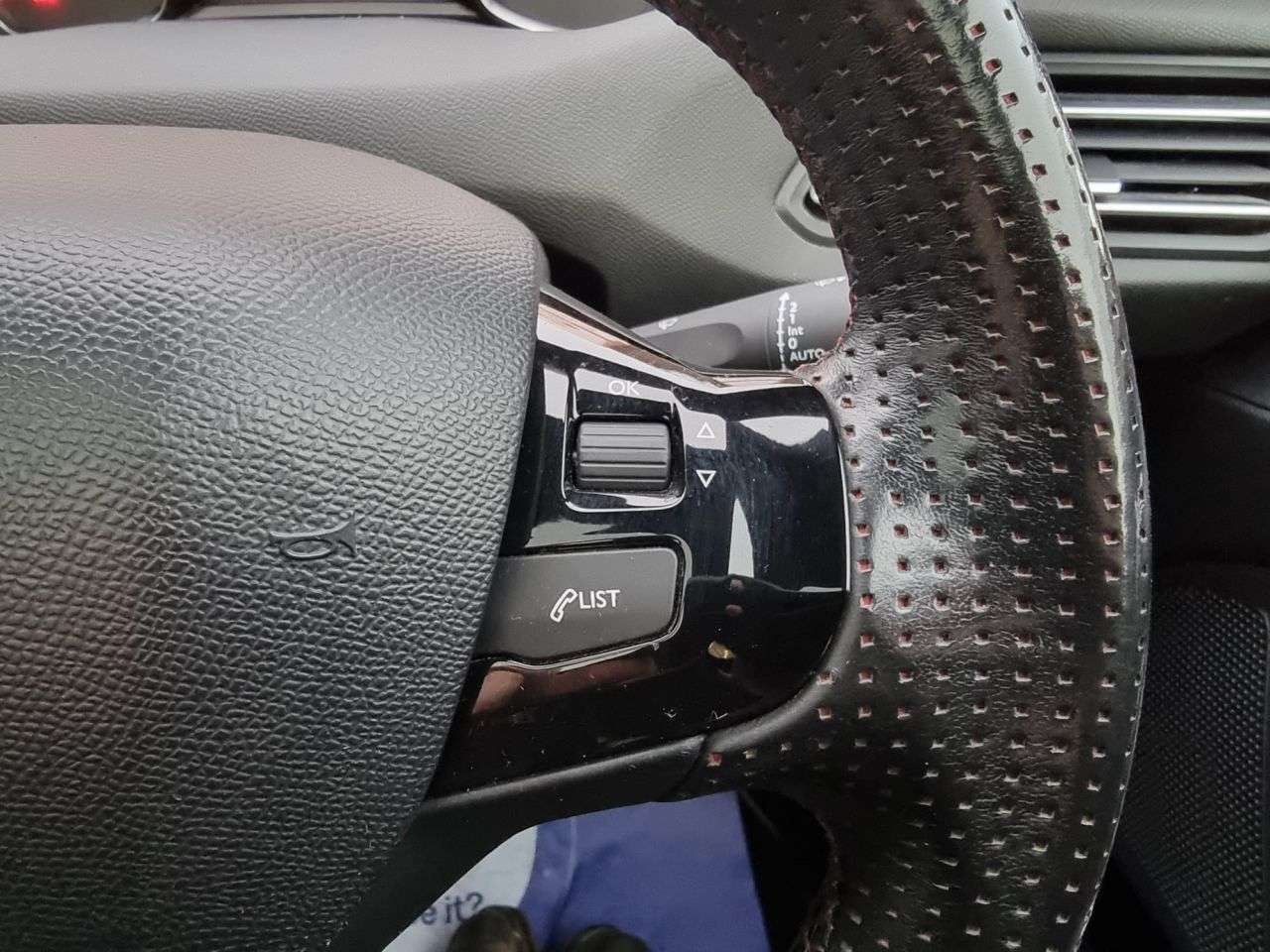 2017 PEUGEOT 308 SW 2017 PEUGEOT 308 SW