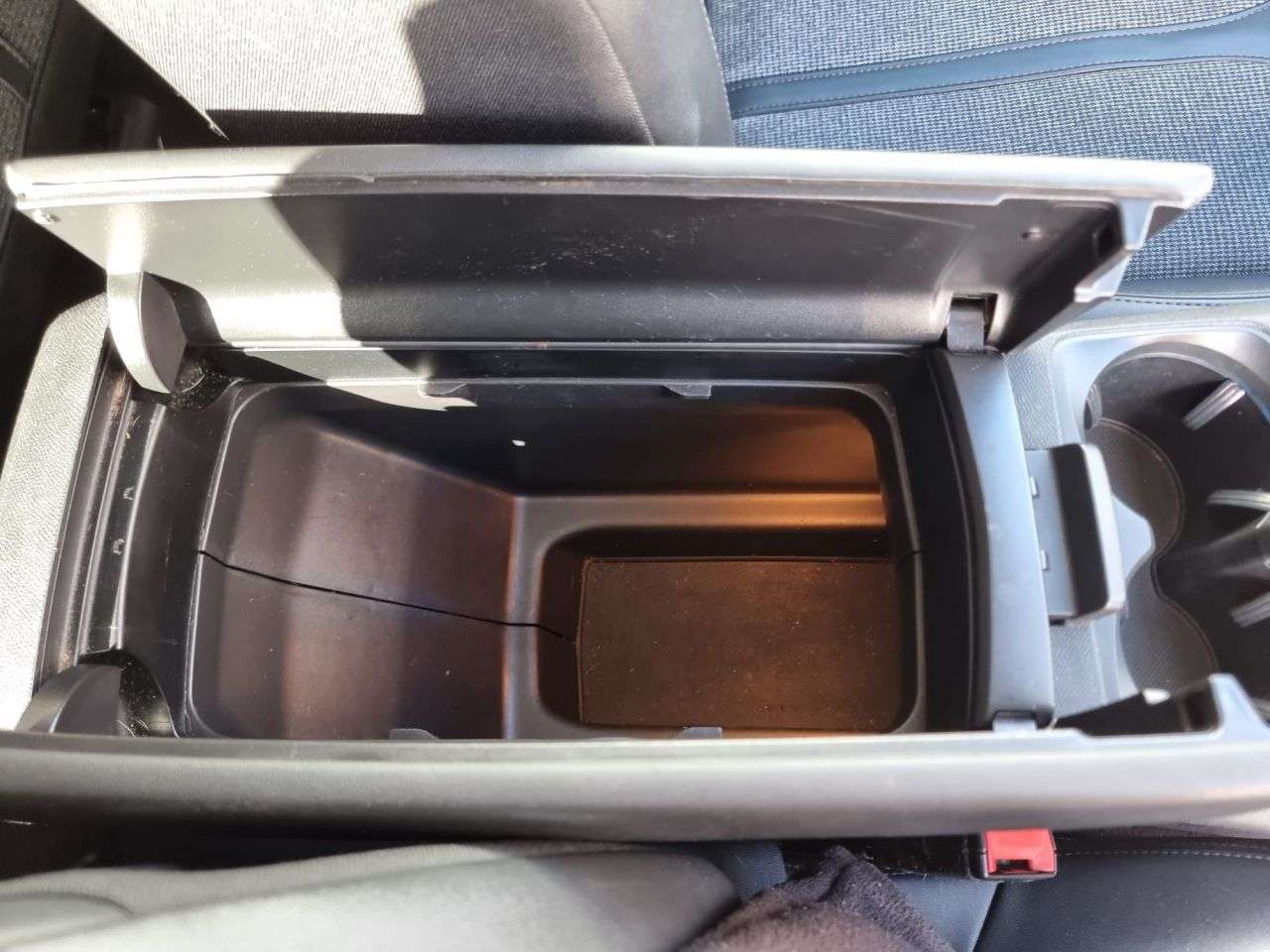 2020 PEUGEOT 3008 2020 PEUGEOT 3008