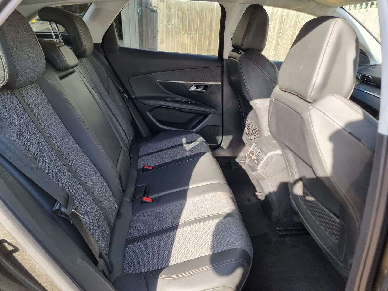 2020 PEUGEOT 3008 2020 PEUGEOT 3008