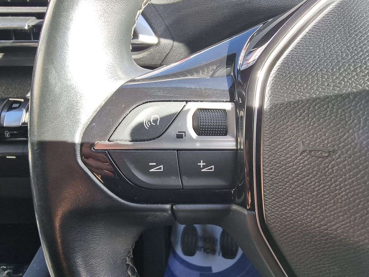 2020 PEUGEOT 3008 2020 PEUGEOT 3008