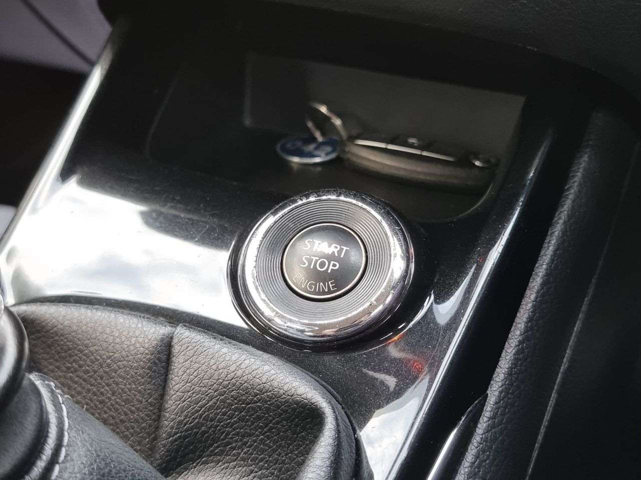 2016 NISSAN PULSAR 2016 NISSAN PULSAR