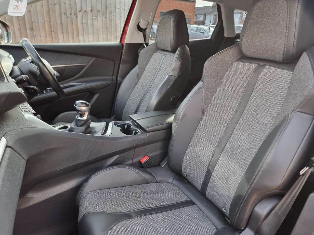 2017 PEUGEOT 3008 2017 PEUGEOT 3008