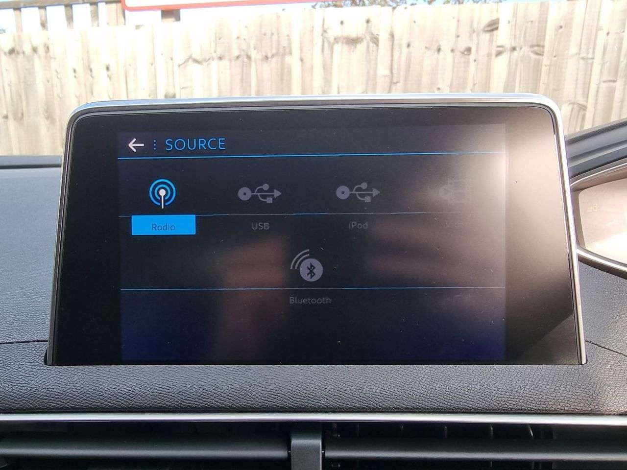 2017 PEUGEOT 3008 2017 PEUGEOT 3008