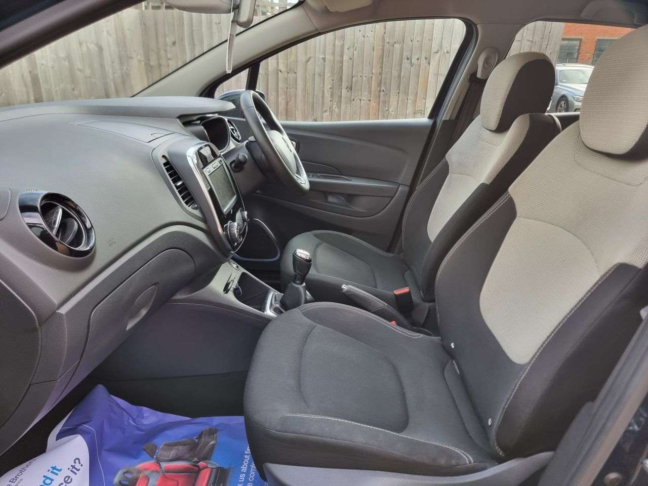 2019 RENAULT CAPTUR 2019 RENAULT CAPTUR