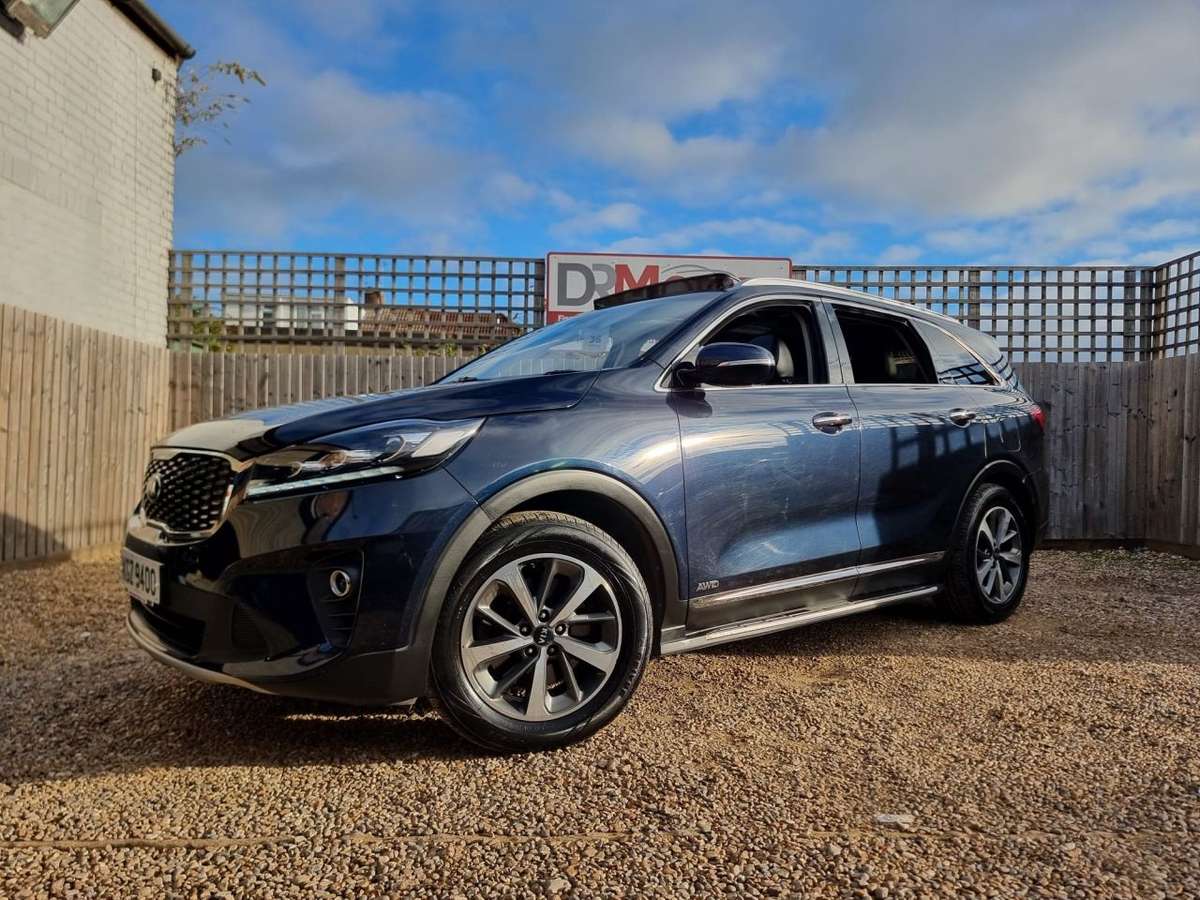 Check out this Kia Sorento 2018 Diesel Automatic