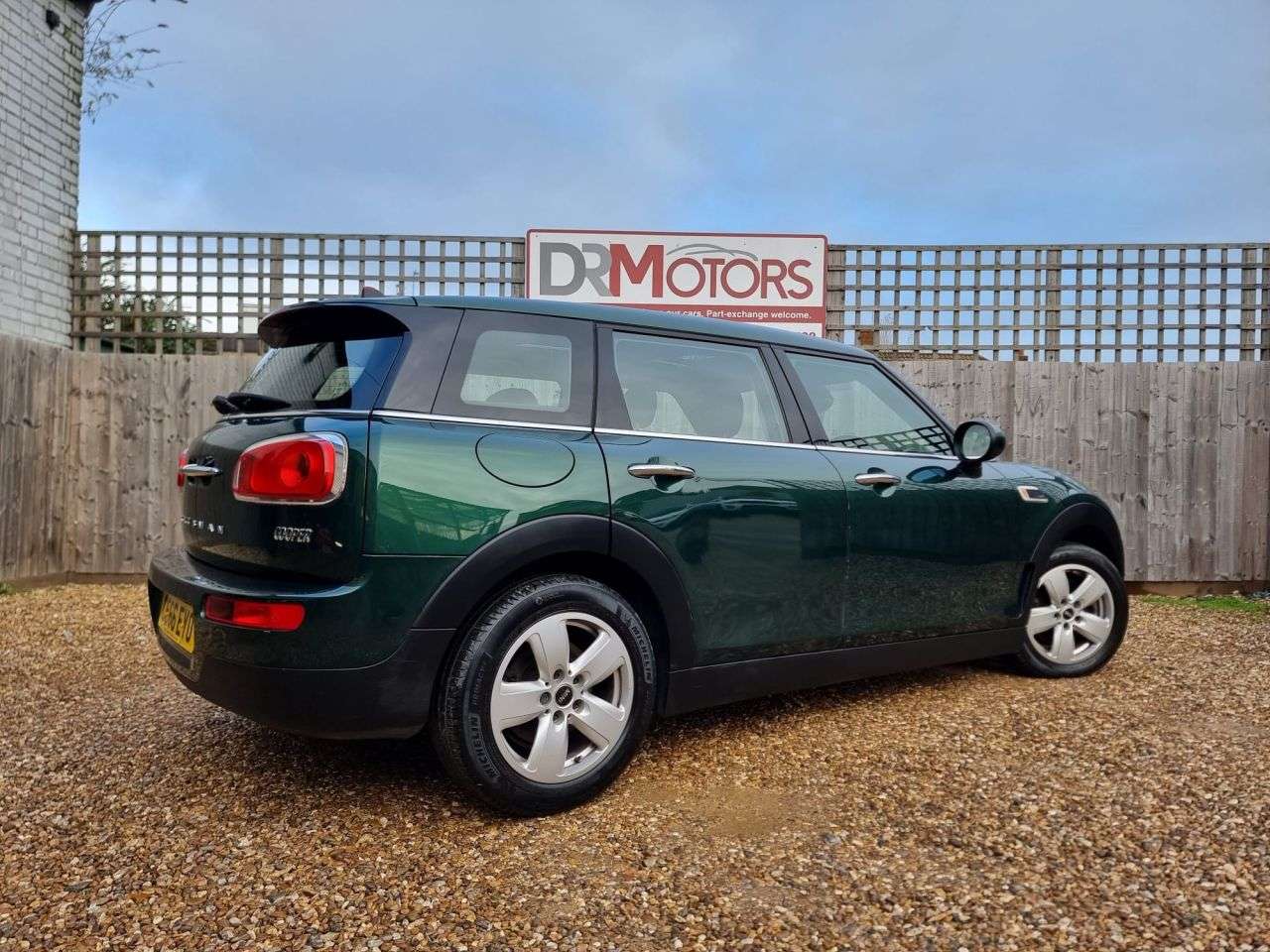 2016 MINI CLUBMAN 2016 MINI CLUBMAN