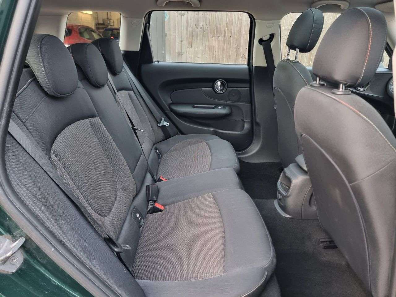 2016 MINI CLUBMAN 2016 MINI CLUBMAN