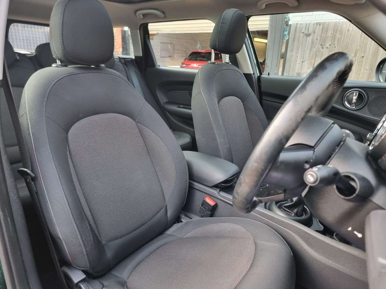 2016 MINI CLUBMAN 2016 MINI CLUBMAN