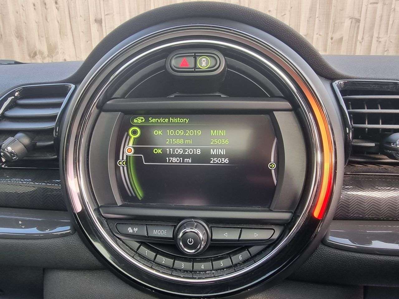 2016 MINI CLUBMAN 2016 MINI CLUBMAN