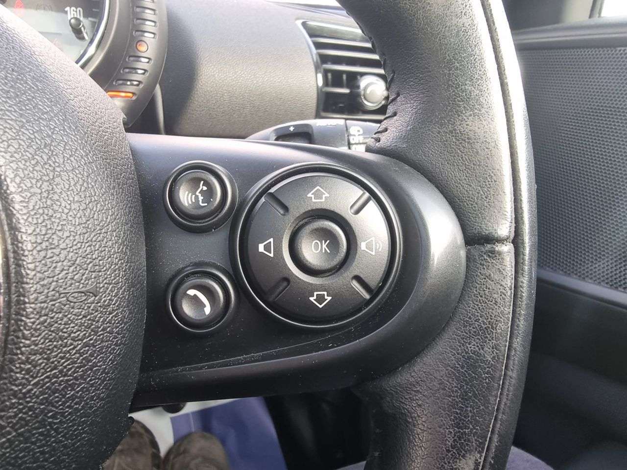 2016 MINI CLUBMAN 2016 MINI CLUBMAN