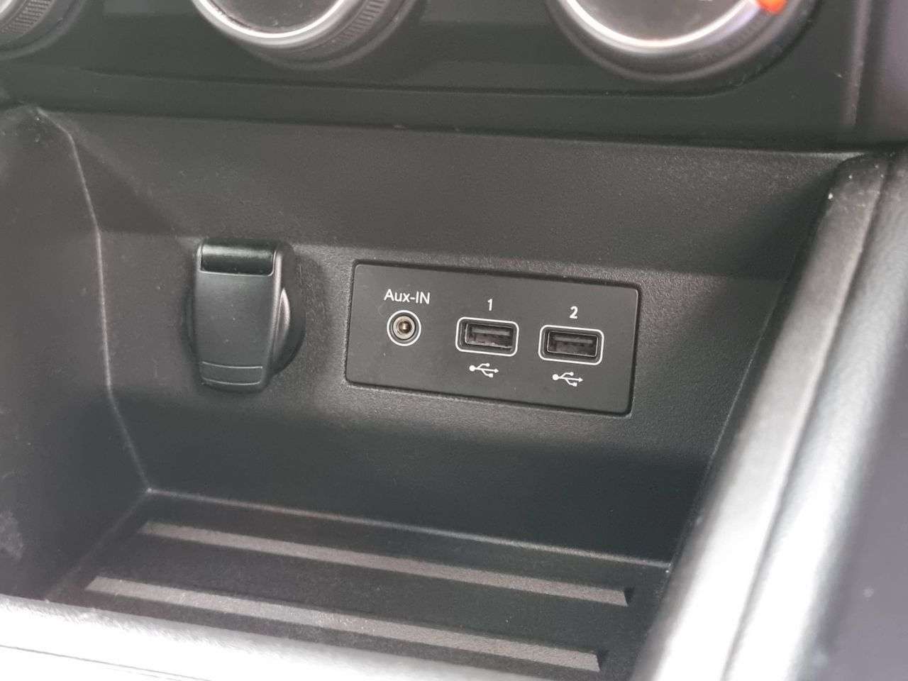 2020 RENAULT CLIO 2020 RENAULT CLIO