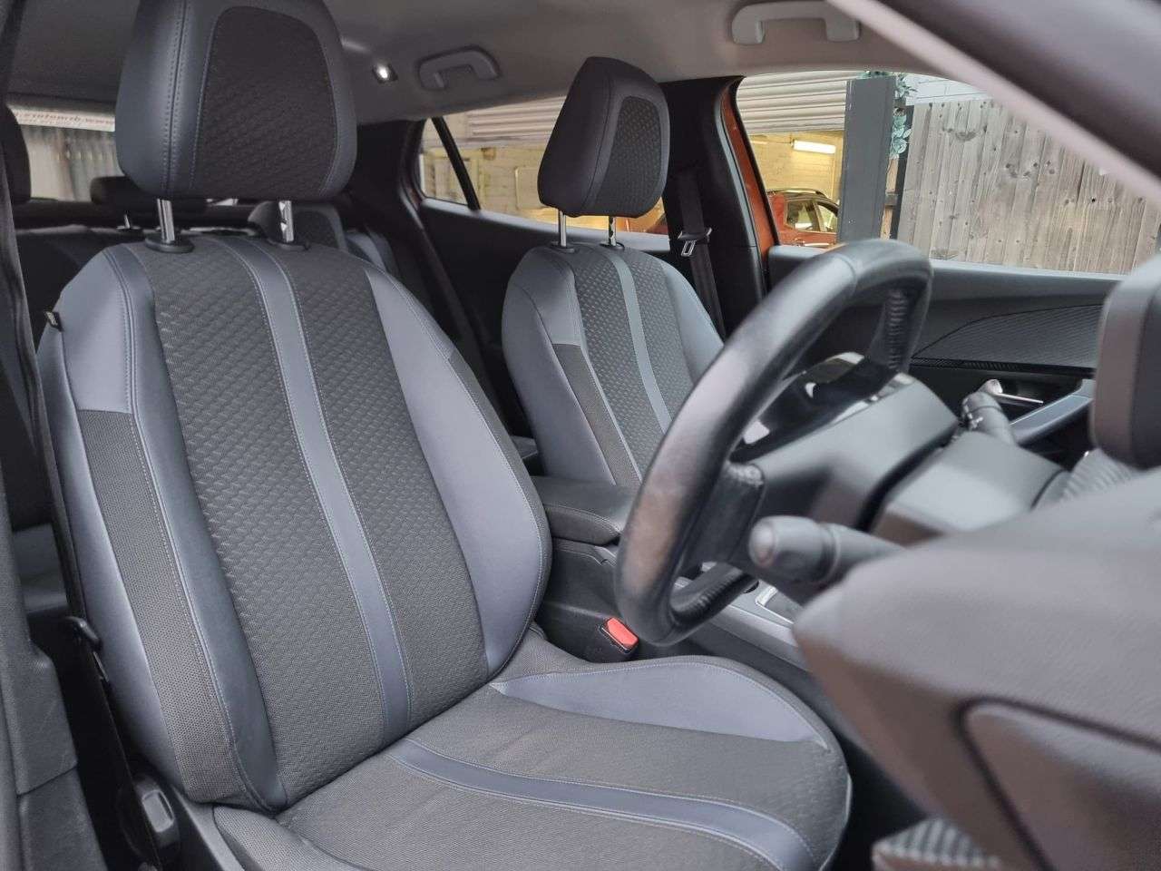 2020 PEUGEOT 2008 2020 PEUGEOT 2008